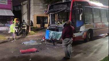 Terrible choque de colectivos en La Plata: Nueve personas heridas