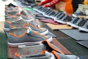Gremios textiles y del calzado advierten por la creciente crisis laboral y productiva