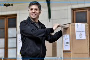 Tras dos termos de mate, sufragó Kicillof: “Hay que salir a votar”