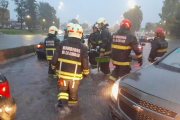 Murió un taxista de 60 años mientras manejaba durante la tormenta en la General Paz